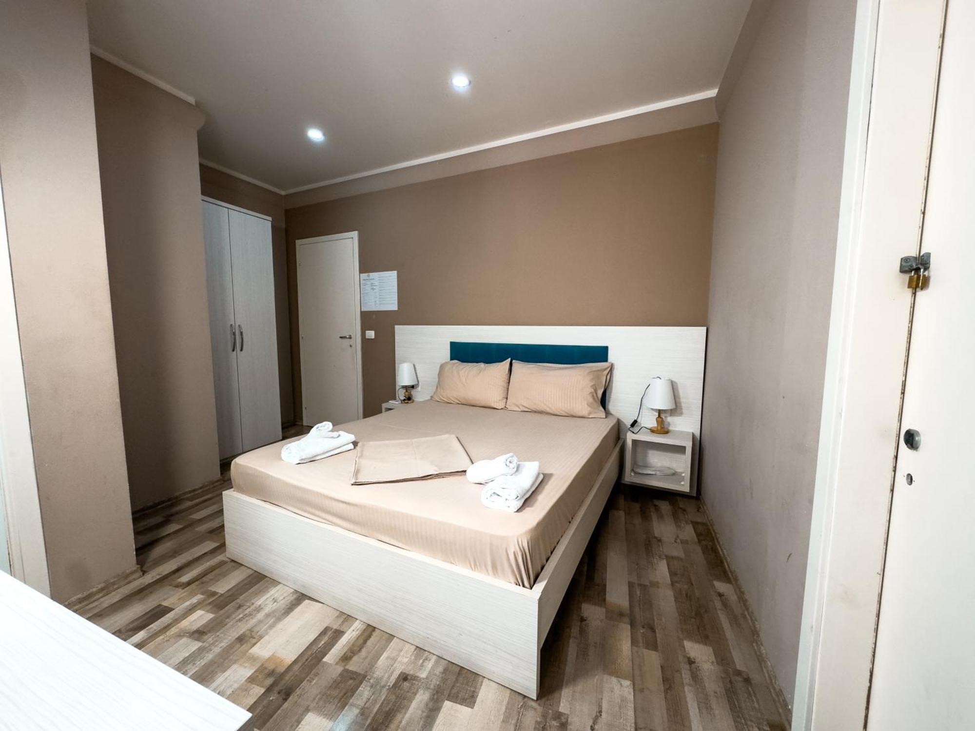 Shkodra Budget Hotel 外观 照片