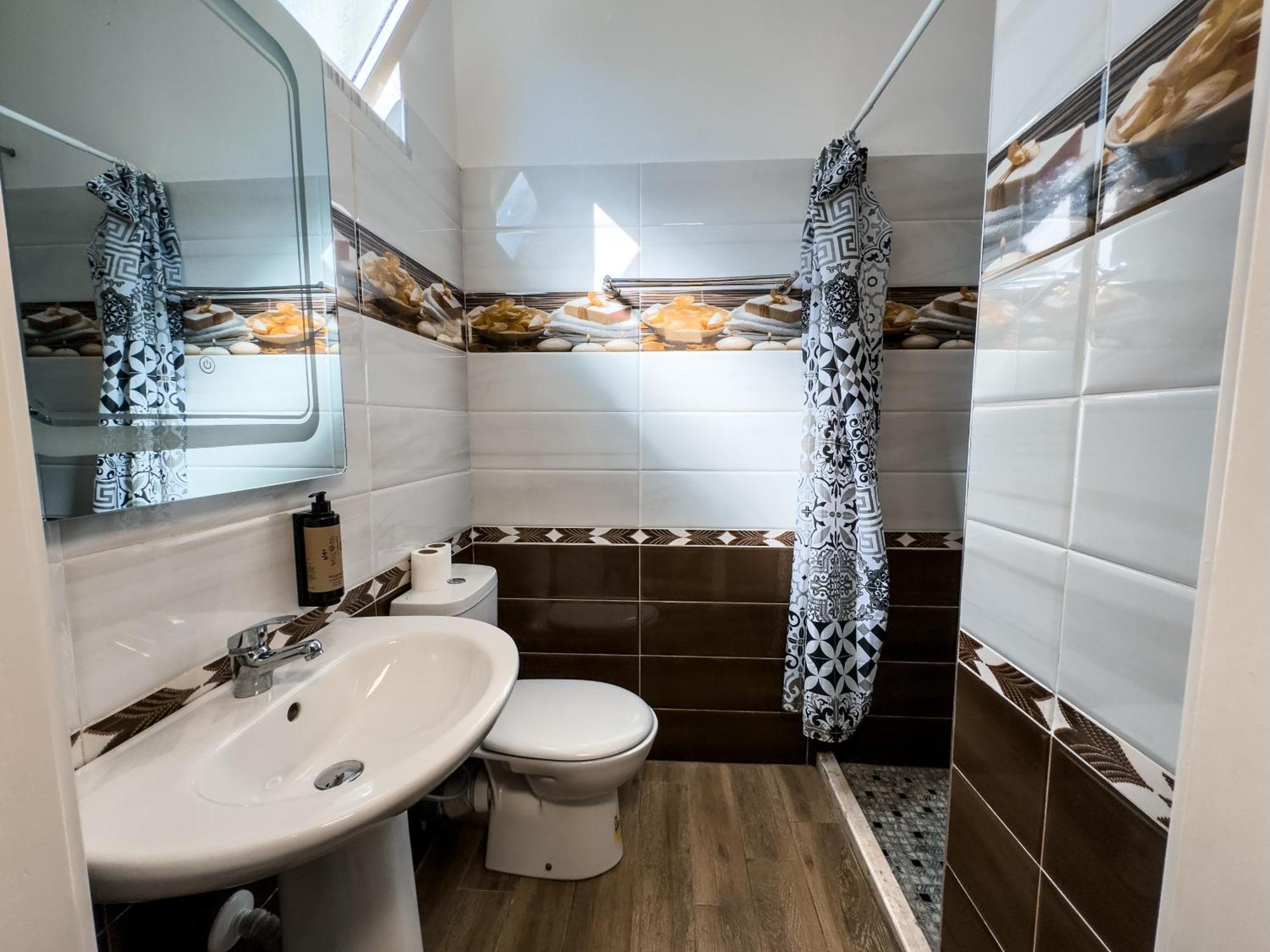 Shkodra Budget Hotel 外观 照片