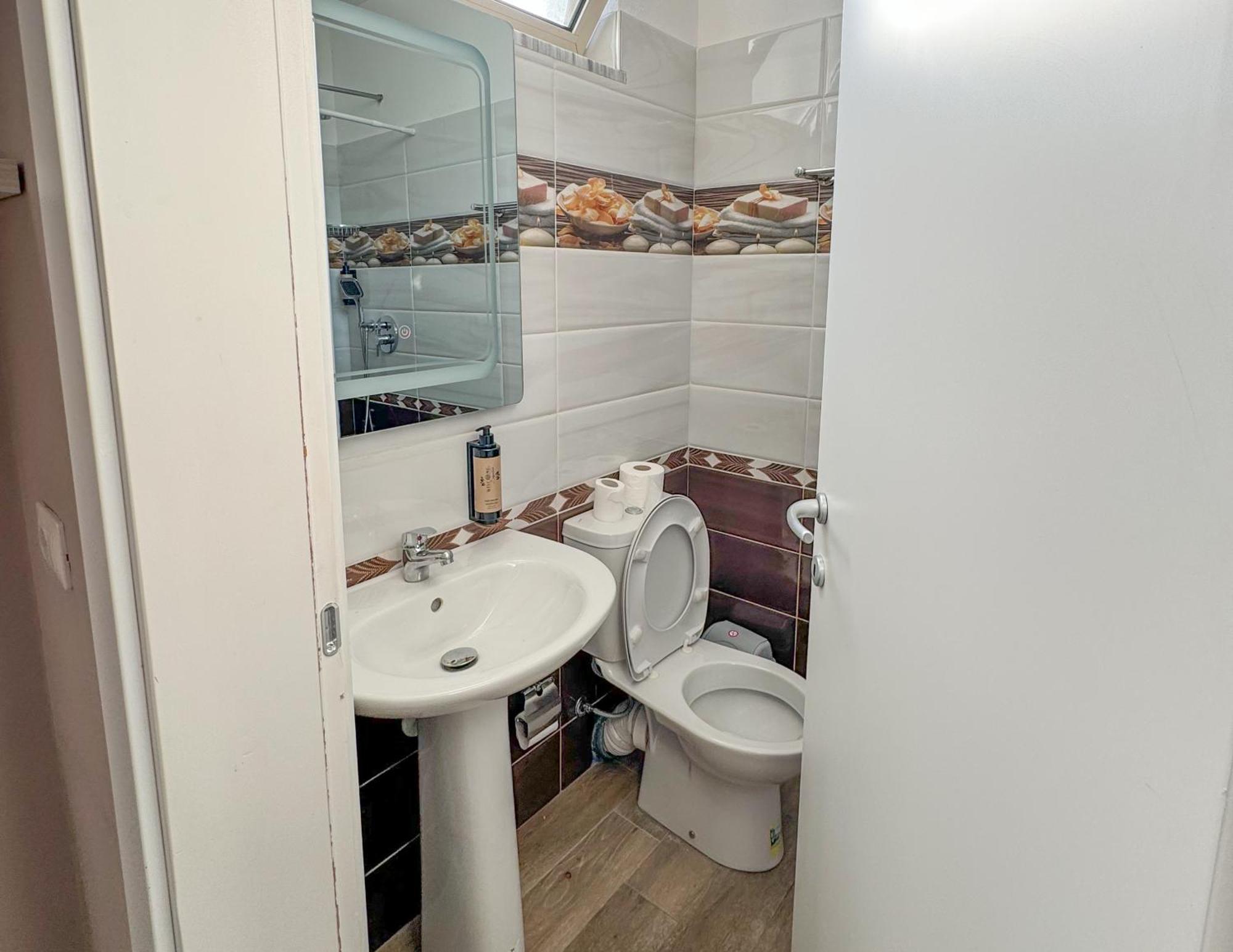 Shkodra Budget Hotel 外观 照片